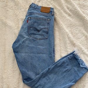 Levi’s high waisted wedgie fit